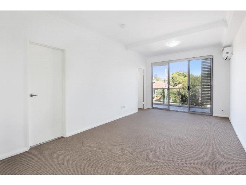 207/11-15 Robilliard Street, Mays Hill NSW 2145